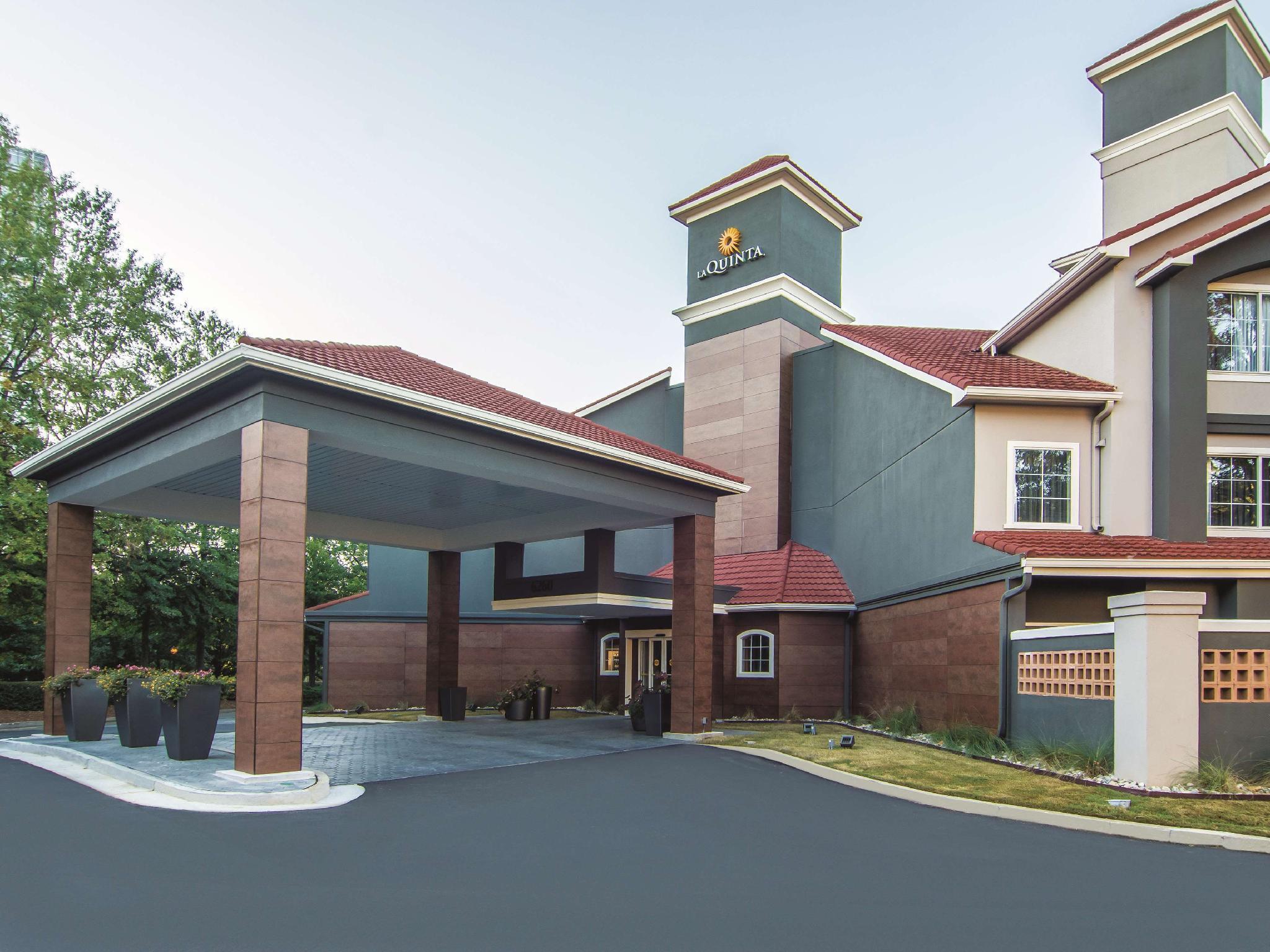 La Quinta By Wyndham Atlanta Perimeter Medical Hotel Sandy Springs Exterior foto