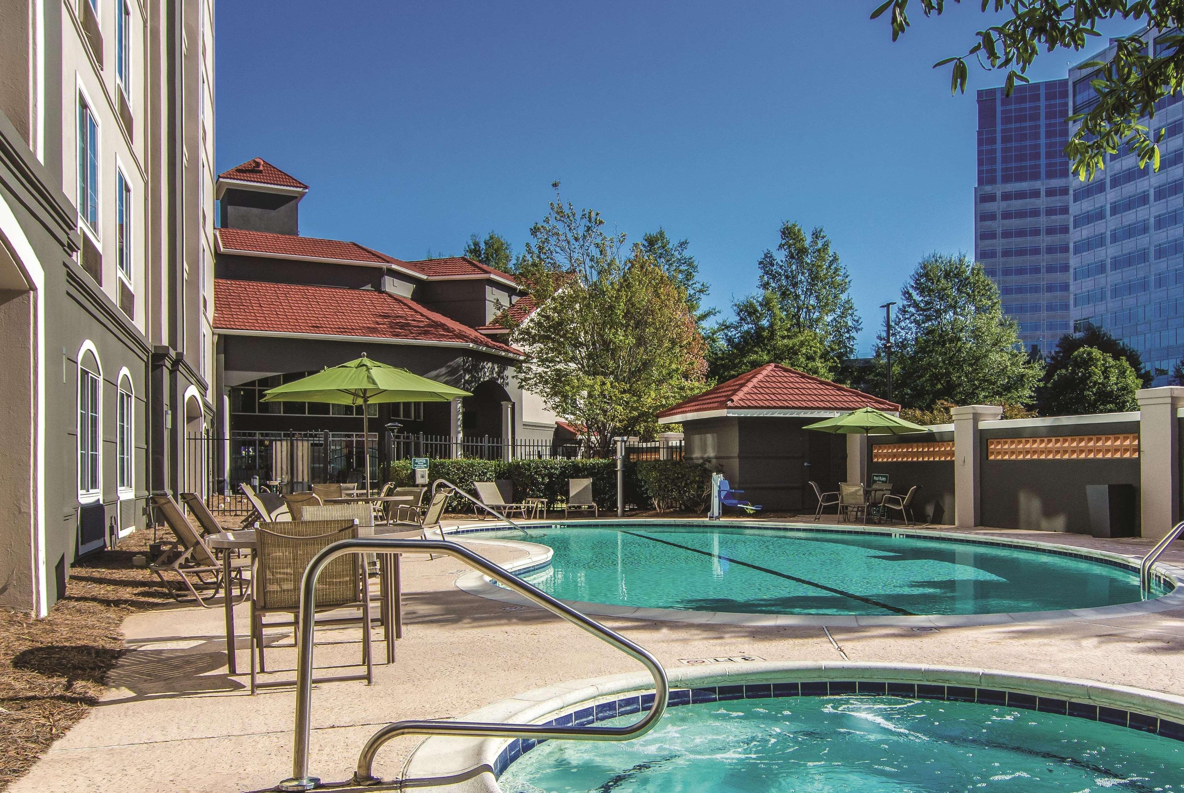 La Quinta By Wyndham Atlanta Perimeter Medical Hotel Sandy Springs Exterior foto