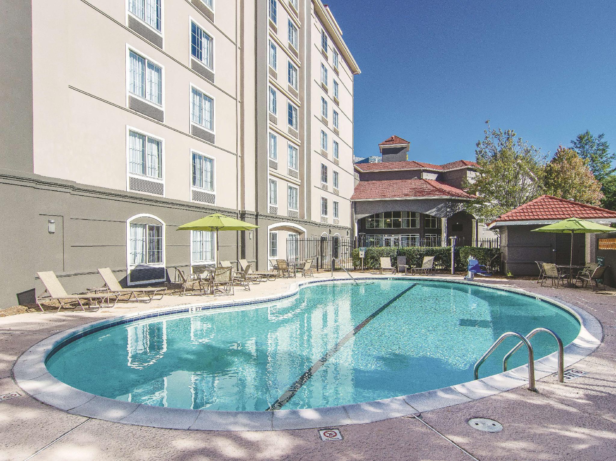 La Quinta By Wyndham Atlanta Perimeter Medical Hotel Sandy Springs Exterior foto