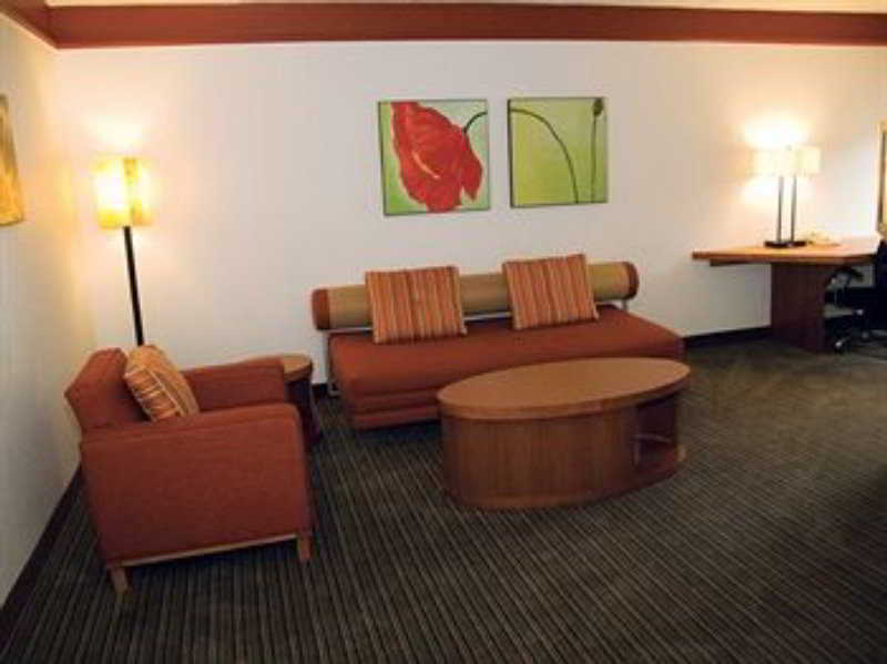 La Quinta By Wyndham Atlanta Perimeter Medical Hotel Sandy Springs Exterior foto