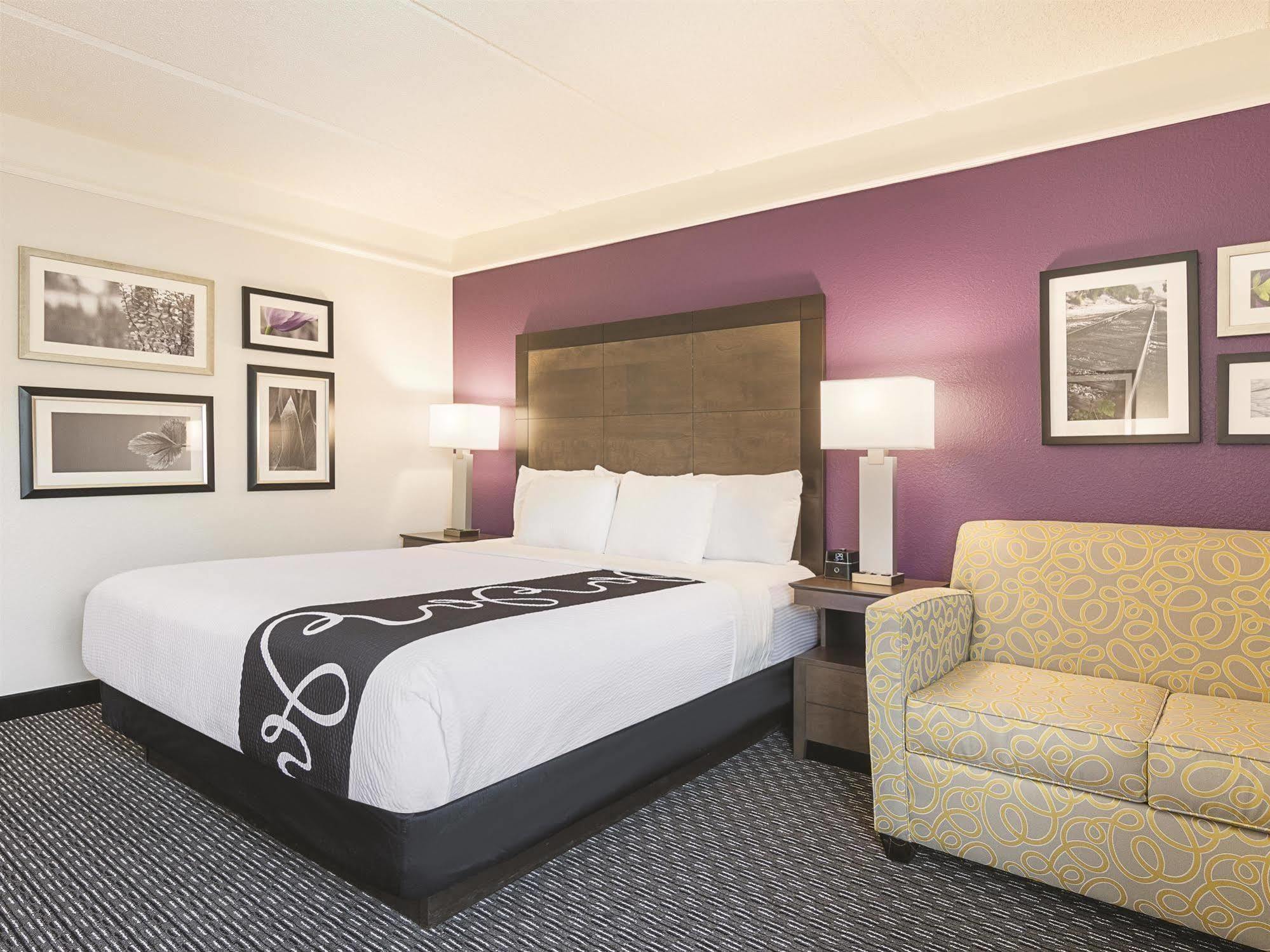 La Quinta By Wyndham Atlanta Perimeter Medical Hotel Sandy Springs Exterior foto